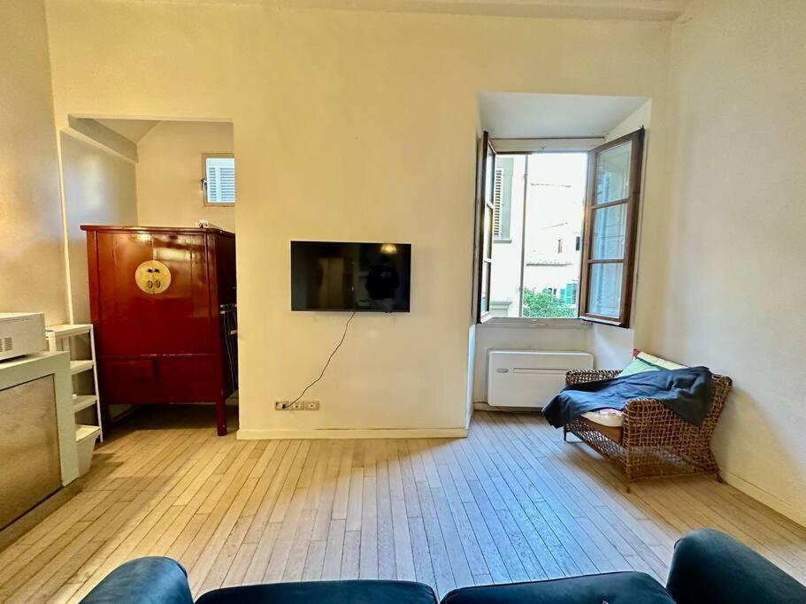Apartamento Near Ponte Vecchio: Luxury Flat